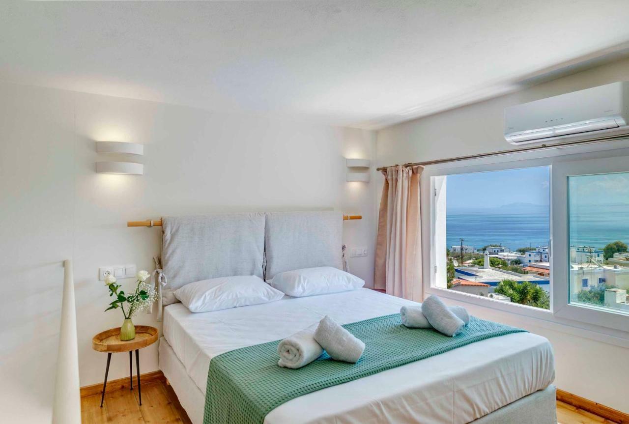 Villa Alba In Syros With Private Jacuzzi Azolimnos Extérieur photo