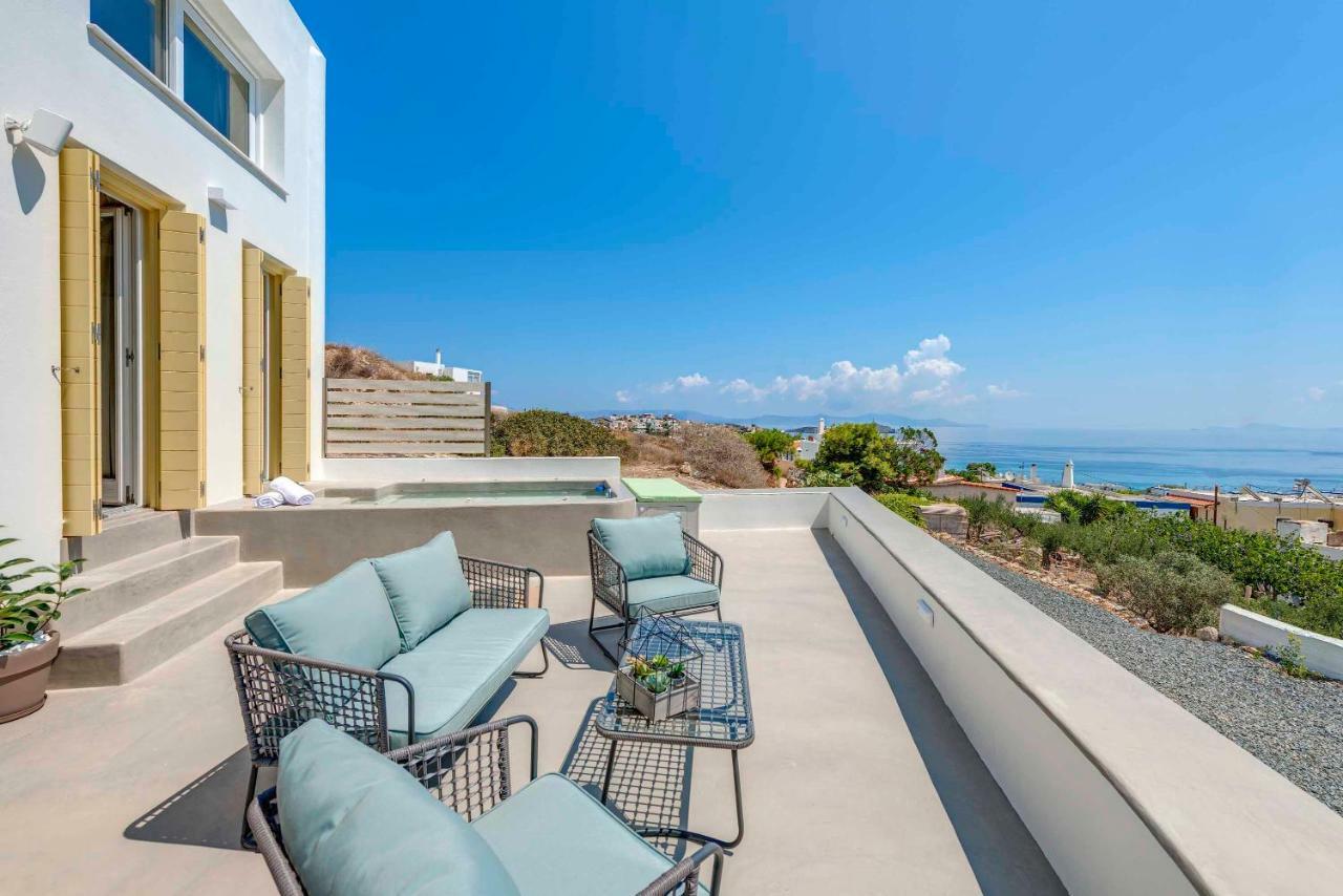 Villa Alba In Syros With Private Jacuzzi Azolimnos Extérieur photo