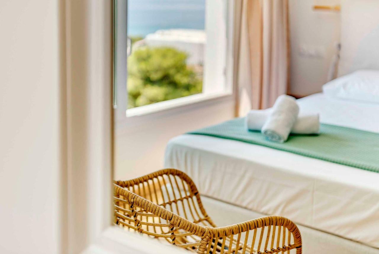 Villa Alba In Syros With Private Jacuzzi Azolimnos Extérieur photo