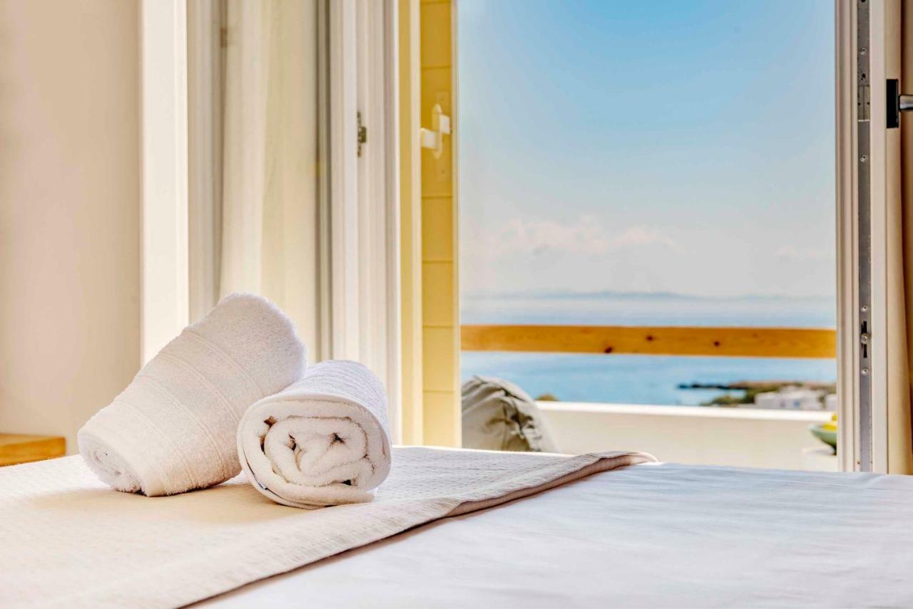 Villa Alba In Syros With Private Jacuzzi Azolimnos Extérieur photo